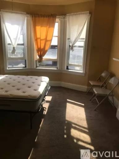 Main picture of 286 Spring St