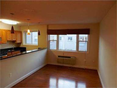 Main picture of 738 Longfellow St NW