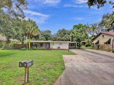 Main picture of 5073 SW 28th Ave