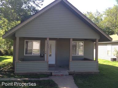 Main picture of 435 E Broadway Ave