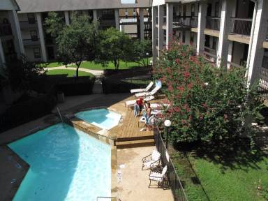 Main picture of Eagles Landing Condominiums