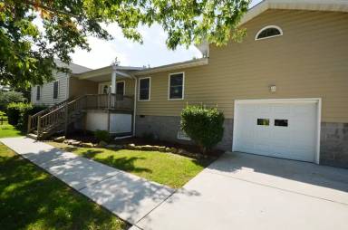 Main picture of 158 Cedar Rd