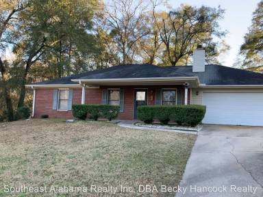 Main picture of 254 Rolling Pines Dr