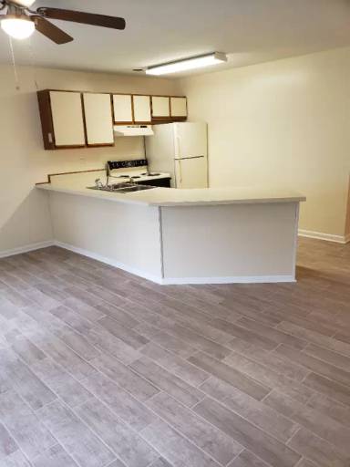 Main picture of Baytree Golf Colony Condominiums