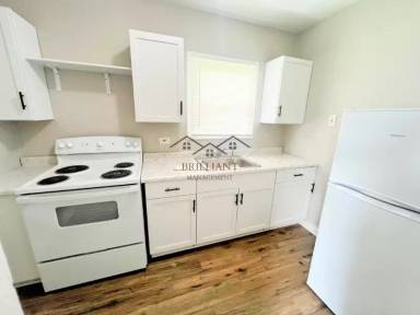 Main picture of 1521 N Kealing Ave