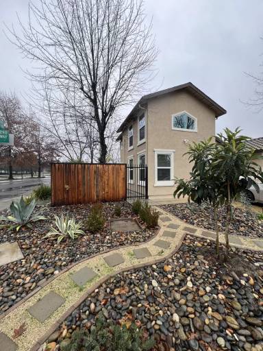 Main picture of 1290 Tippens Way
