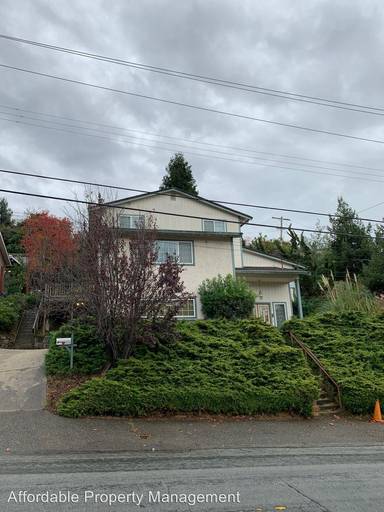 Main picture of 18616 Walnut Rd