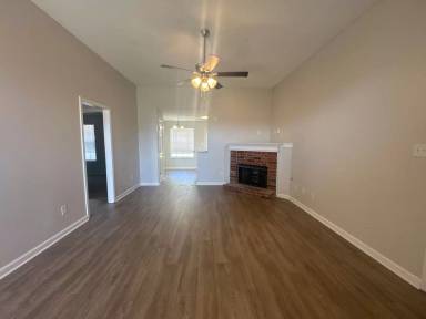 Main picture of 10046 Notting Hill Rd