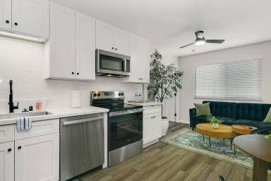 Main picture of 4142 44th St