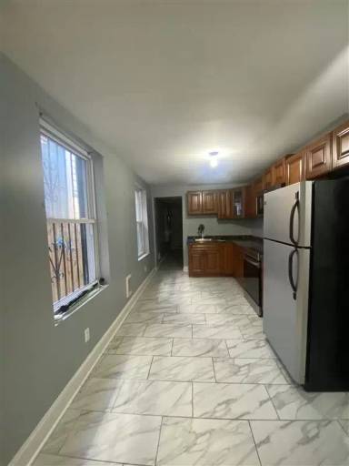 Main picture of 2145 N 28th St