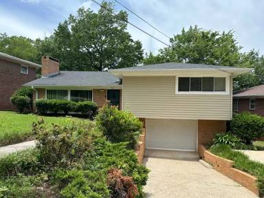 Main picture of 932 Center Pl SW