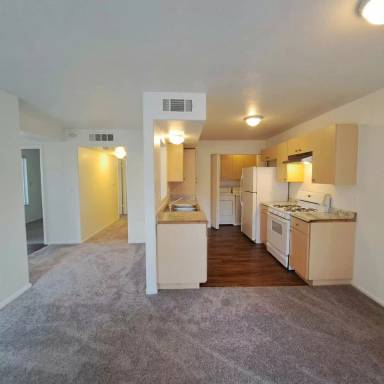 Main picture of 2028 Venus Ave