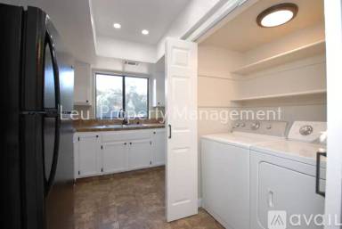 Main picture of 3180 Country Club Dr