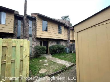 Main picture of 1255 E County Line Rd