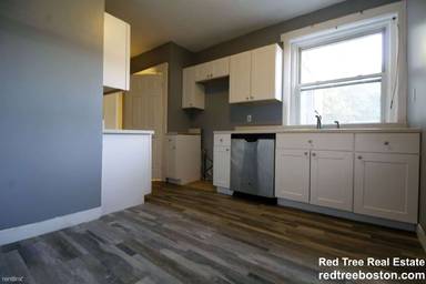 Main picture of 1711 Commonwealth Ave