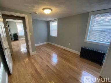 Main picture of 305 Highland Ave