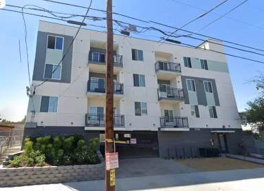 Main picture of 15528 Rayen St