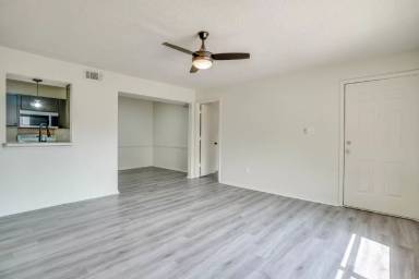 Main picture of Crown Ridge Apartments of Fort Smith