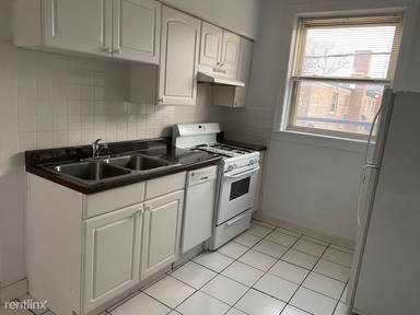 Main picture of 828-34 Reba Pl Apartments