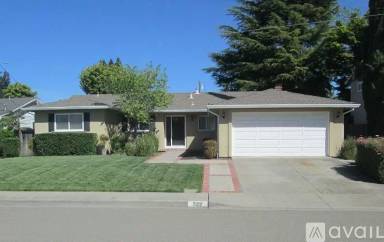 Main picture of 522 Amherst Ct