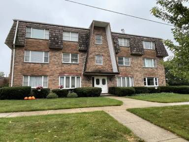 Main picture of 108 Fisk Ave
