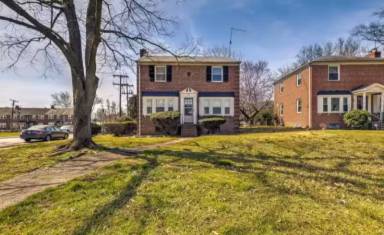 Main picture of 923 E Belvedere Ave