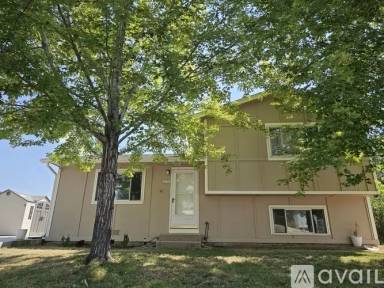Main picture of 2230 Cleo St
