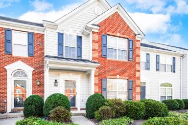 Main picture of 3111 Friars Walk Ln
