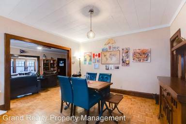 Main picture of 3225 Girard Ave S