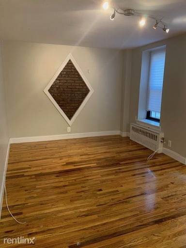 Main picture of 2211 Ditmas Ave