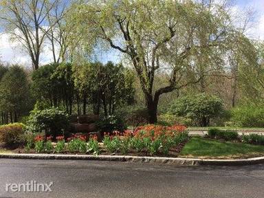 Main picture of Nahanton Woods Condominium