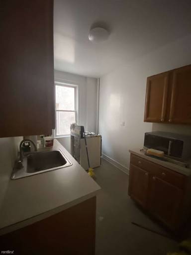 Main picture of 3009A Middletown Rd