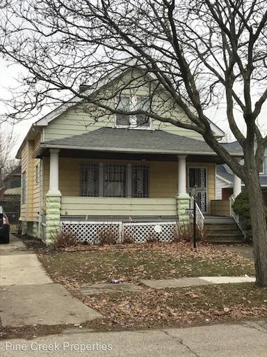 Main picture of 4154 E 143rd St