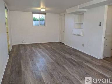 Main picture of 619 S Loomis Ave