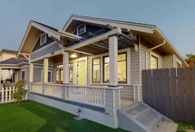 Main picture of 1072 Essex St