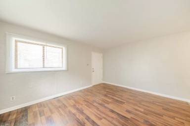 Main picture of 1719 N Livingston Ave