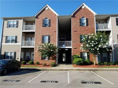 Main picture of 616 Marshtree Ln