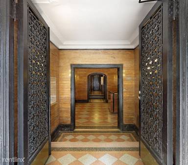Main picture of 115 W 86th St