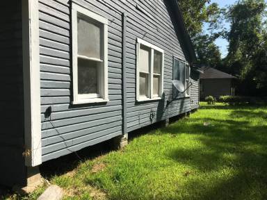 Main picture of 2801 1/2 Lee Ave