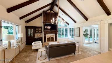 Main picture of 4379 Foxburrow Ct