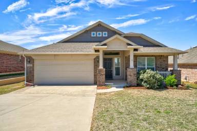 Main picture of 2203 Champoli Dr