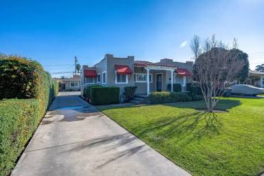 Main picture of 540 N Valencia Pl