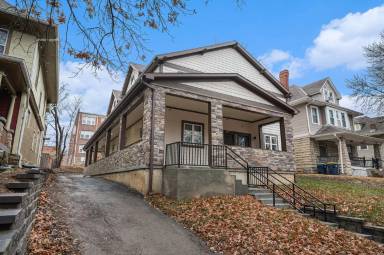 Main picture of 3722 Central St