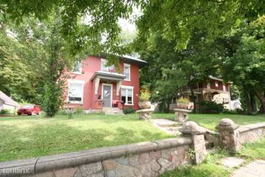 Main picture of 1515 Bush St