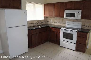 Main picture of 1820 NW 15th Vis