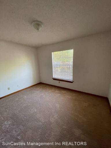 Main picture of 5425 Lake Margaret Dr