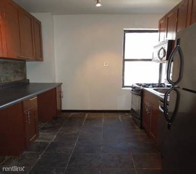 Main picture of 320 Lincoln Pl