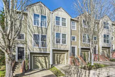 Main picture of 2817 NW Kennedy Ct