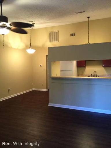Main picture of 1204 Hidden Pl