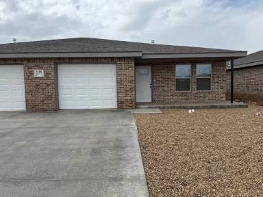 Main picture of 1120 Caprock St